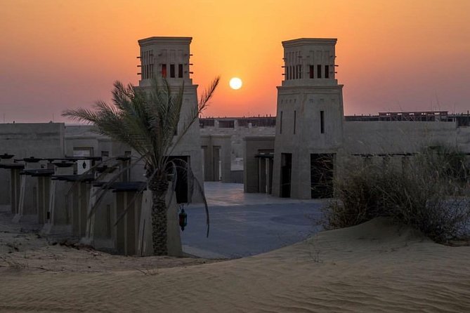 The Red Sand Bashing (RAH Signature Safari) - Bedouin-Style Camp Dinner: Henna, Robes, Shisha, and Arabic Hospitality