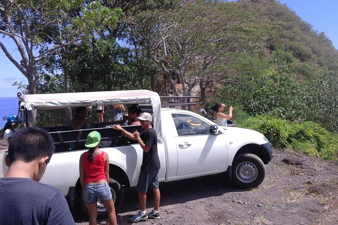 TOUR Safari 4X4 - The Ride: Open Side-By-Side 4WD With a Roof (and Real Road Feel)