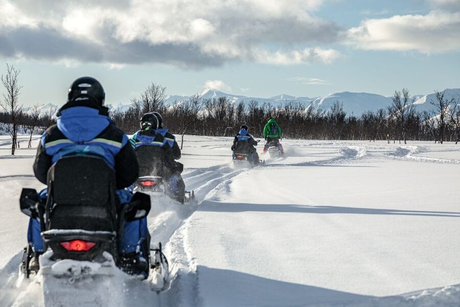 Tromsø: Scenic Arctic snowmobile safari in the Lyngen Alps - Key things to know before you go