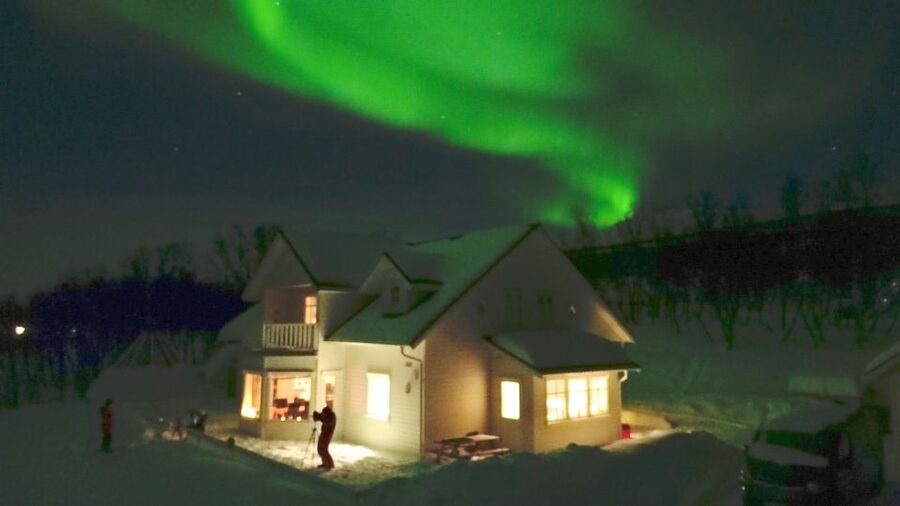 Tromsø: Snowmobile Safari with Aurora Crystal Lavvo Stay - The Ride Experience: Fjords, Mountains, and a Guide Who Keeps You on Track