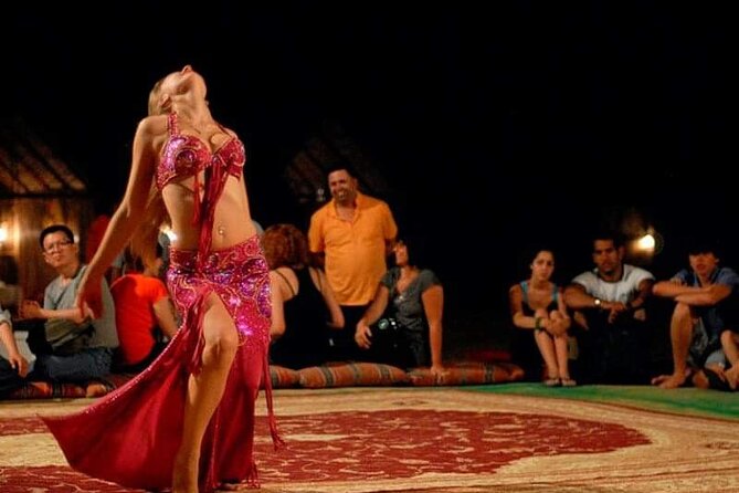 Vip Desert Safari dubai - Henna painting and Arabic costumes: the easy culture-and-photo win