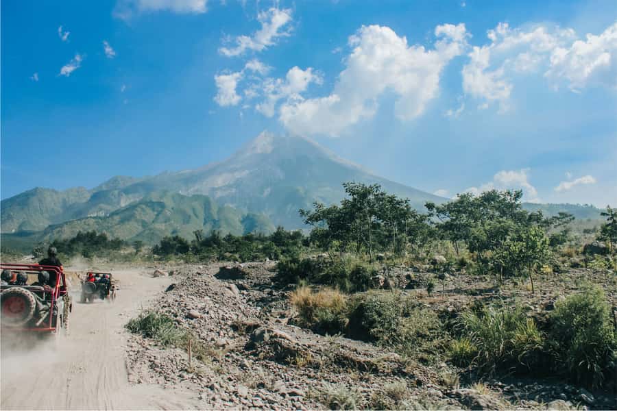 Yogyakarta: Mount Merapi Guided Jeep Safari with Pickup - Why this Merapi Jeep Safari is more than a sightseeing stop